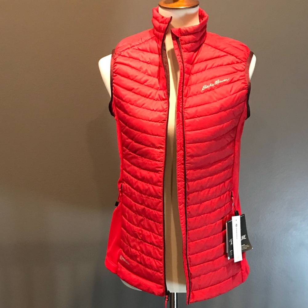 Eddie Bauer Firstascent red vest size Tsmall NWT